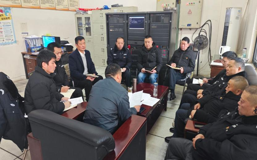 【黨建工作】交流凝聚思想，互評推動進(jìn)步 --青白江木材加工貿(mào)易園區(qū)第四支部召開主題教育 專題組織生活會