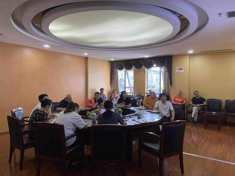 【園區(qū)動(dòng)態(tài)｝岷江物流公司合同管理工作領(lǐng)導(dǎo)小組召開 合同專題培訓(xùn)會(huì)