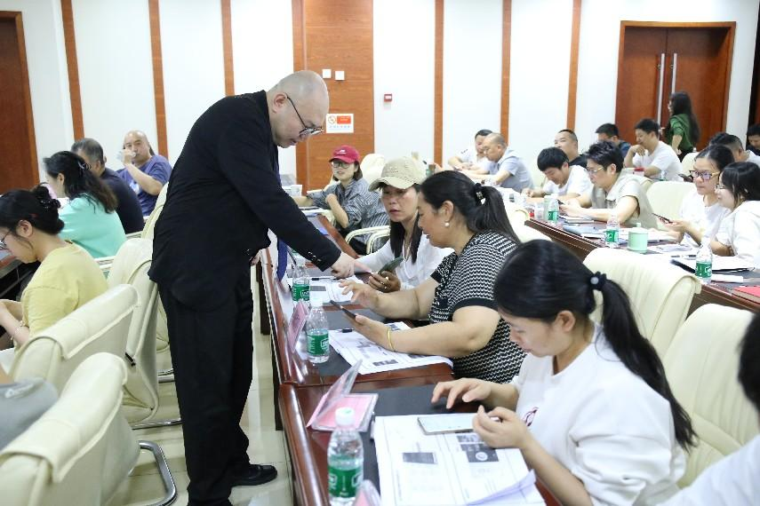 【園區(qū)動(dòng)態(tài)】智創(chuàng)未來  科技賦能 —四川岷江物流有限公司工會(huì)舉辦產(chǎn)業(yè)改革技能提升培訓(xùn)會(huì)