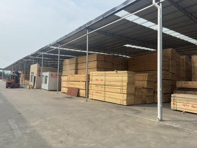 【園區(qū)動(dòng)態(tài)】青白江國際木材交易中心成功引入一帶一路客戶  招商工作實(shí)現(xiàn)年度突破